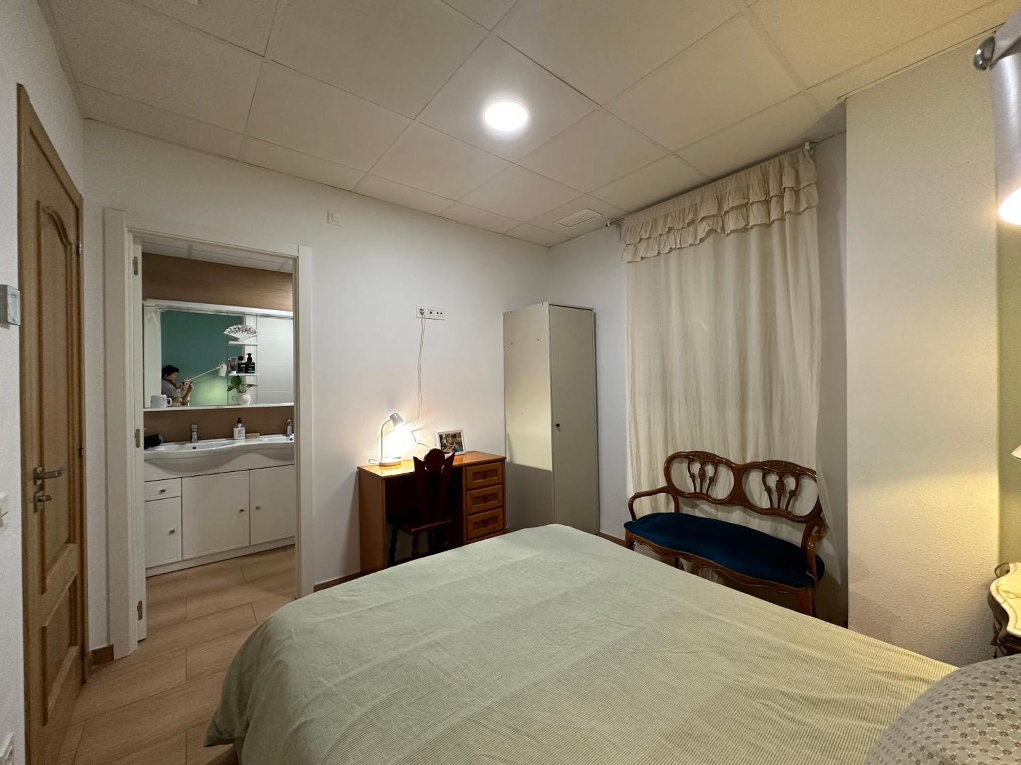 Mirador 1 Del Mercado Central - Habitacion Con Bano Privado En El Centro De La Ciudad Vella Valencia Ngoại thất bức ảnh