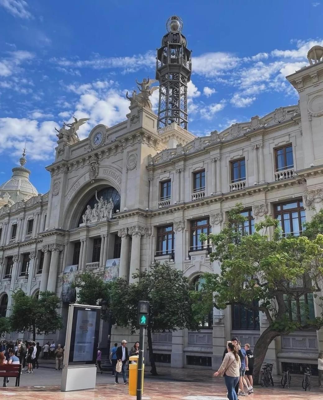 Mirador 1 Del Mercado Central - Habitacion Con Bano Privado En El Centro De La Ciudad Vella Valencia Ngoại thất bức ảnh