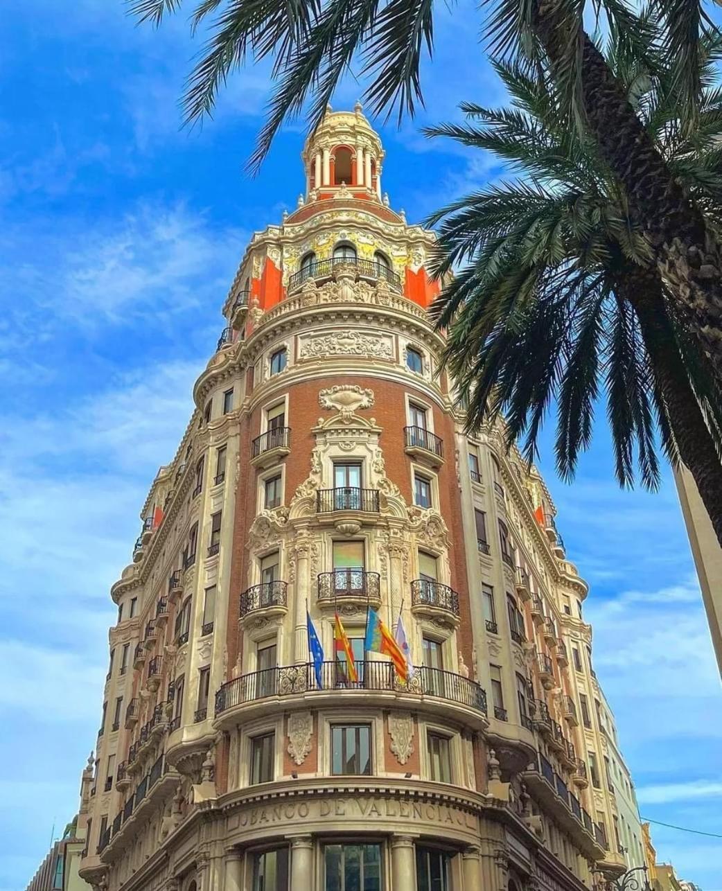 Mirador 1 Del Mercado Central - Habitacion Con Bano Privado En El Centro De La Ciudad Vella Valencia Ngoại thất bức ảnh