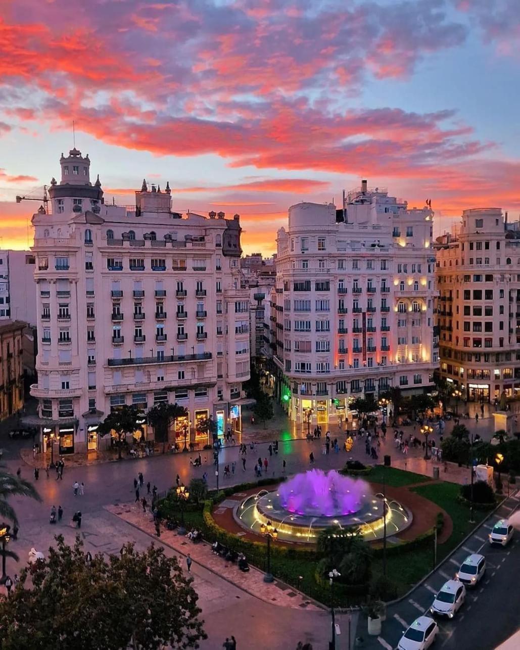 Mirador 1 Del Mercado Central - Habitacion Con Bano Privado En El Centro De La Ciudad Vella Valencia Ngoại thất bức ảnh