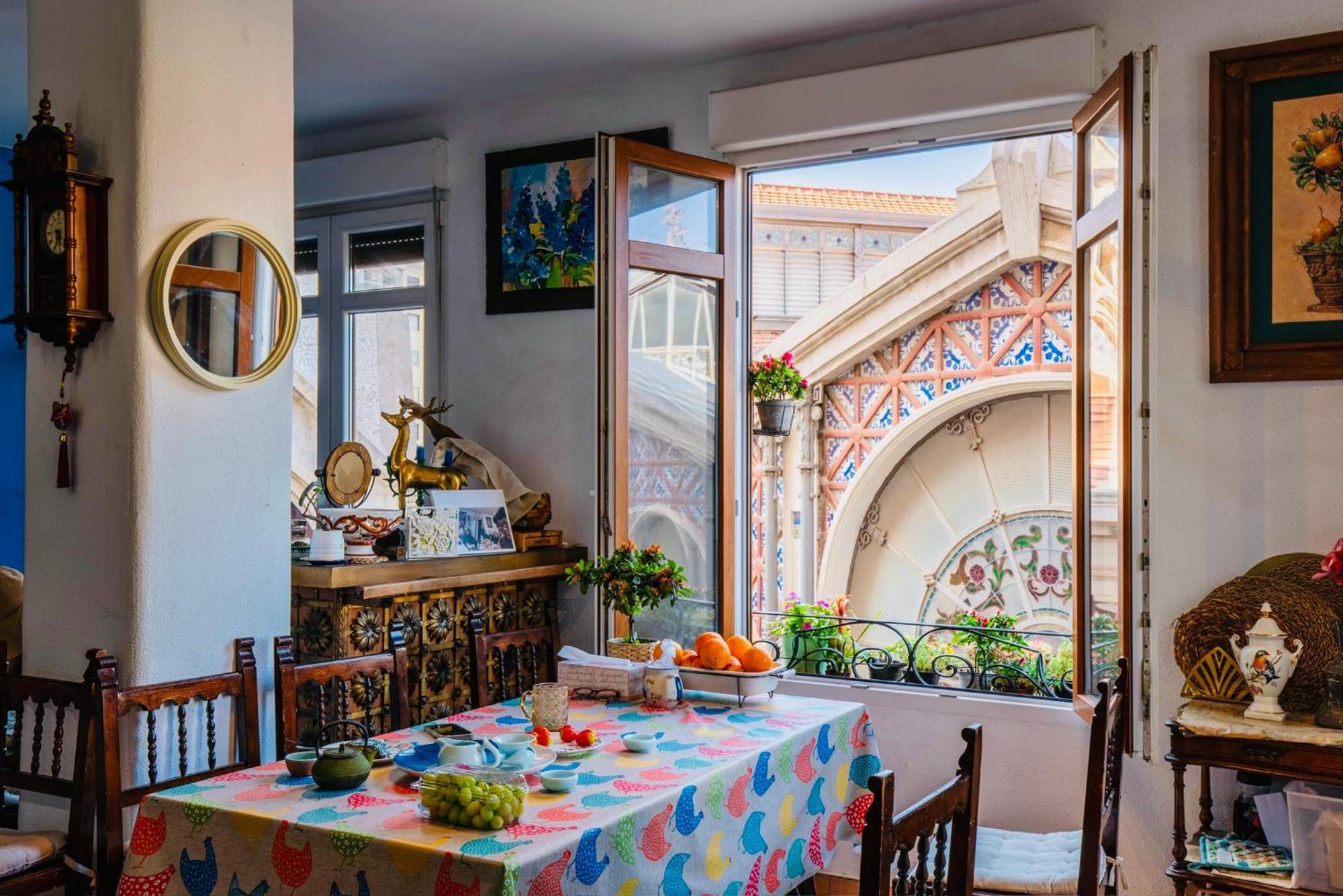 Mirador 1 Del Mercado Central - Habitacion Con Bano Privado En El Centro De La Ciudad Vella Valencia Ngoại thất bức ảnh